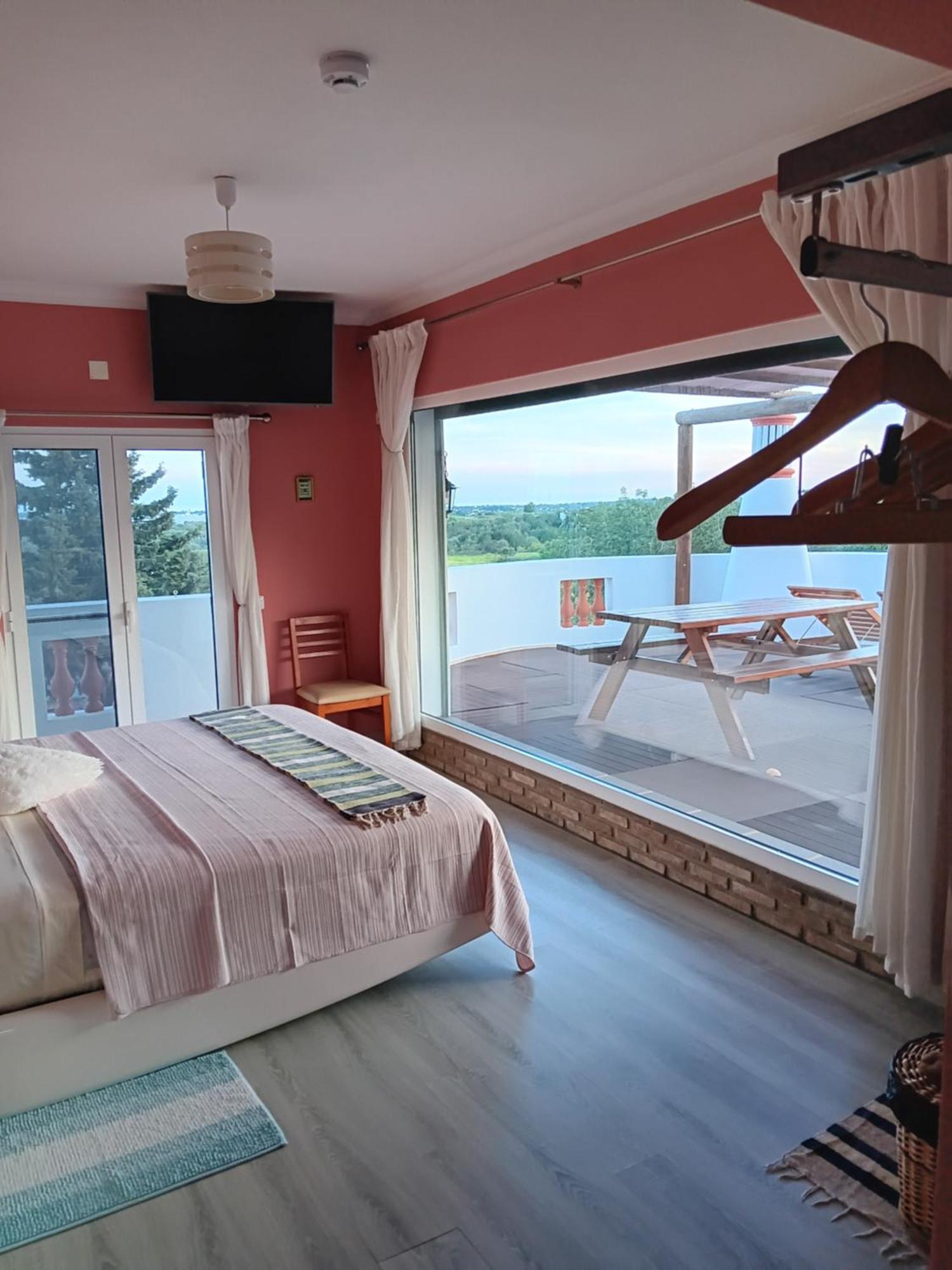Alojamento Local Patudos, Suite Com Terraco Privado 타비라 외부 사진